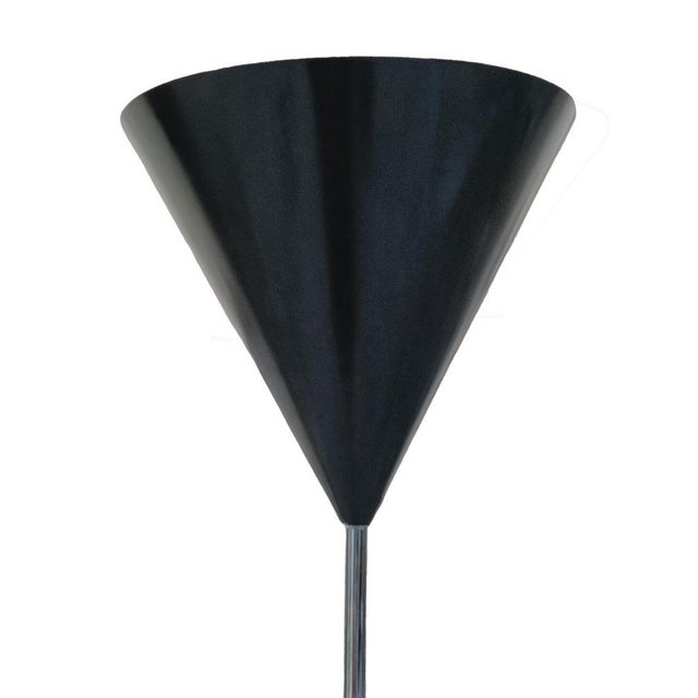 The Imbuto lamp by Luigi Caccia Dominioni for Azucena stands out for its unique, minimalist design, featuring a refined...