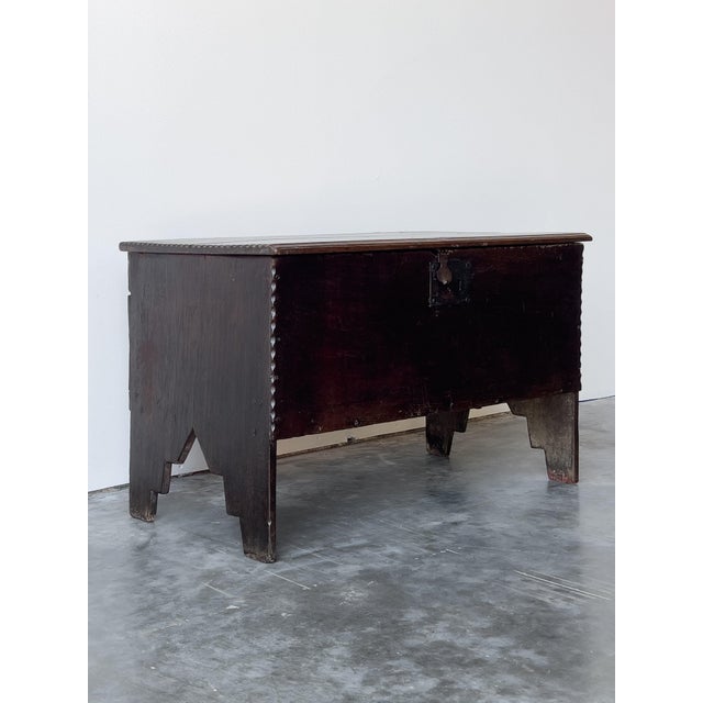 Antique 17th Century English Oak Plank Coffer For Sale - Image 10 of 13