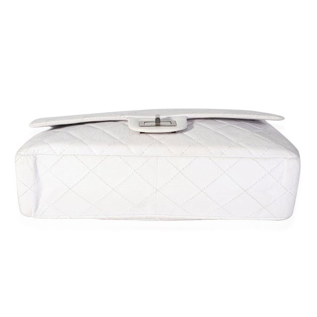2000 - 2009 White Aged Calfskin Quilted 2.55 Reissue 227 Flap For Sale - Image 5 of 8