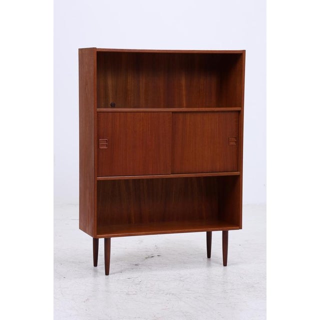 Mid-Century Danish Teak Bookcase with Sliding Doors, 1960s For Sale - Image 3 of 17