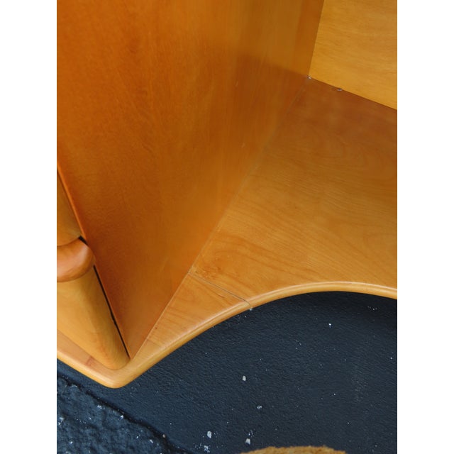 Heywood Wakefield Solid Maple Vanity Makeup Table and Swivel Stool 6615 For Sale - Image 10 of 18