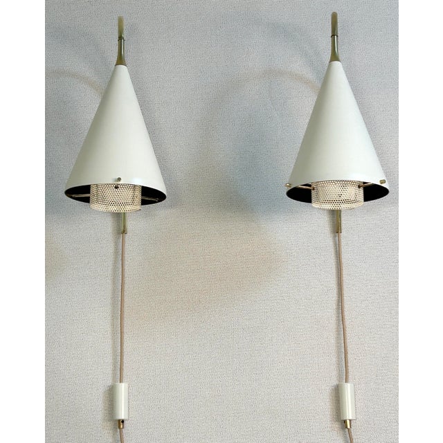 Antique White Pair of 1960s Wall Swing-Arm Lamps by Gerald Thurston For Sale - Image 8 of 10