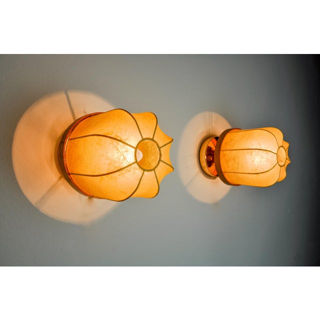Cocoon Wall Lights in Resine and Pine, Italy, 1970s, Set of 2 For Sale - Image 6 of 9