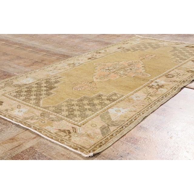 Tan Vintage Turkish Oushak Rug, 03'01 X 05'08 For Sale - Image 8 of 10