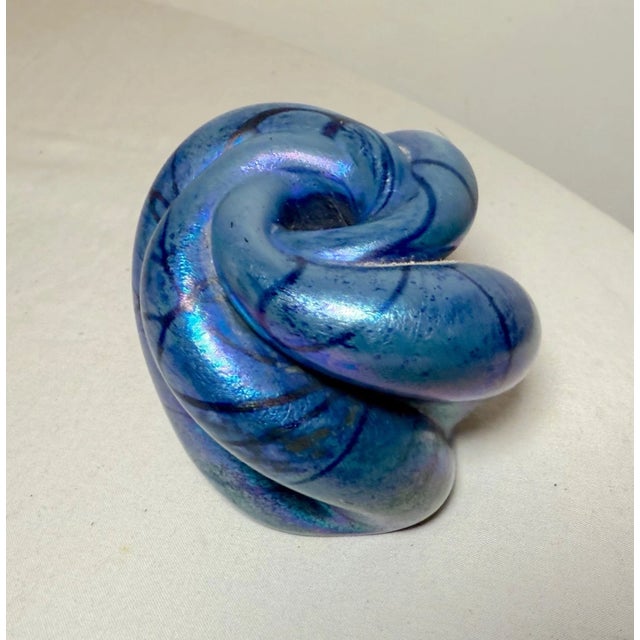 Vintage Hand Blown Charles v Ramsay Blue Iridescent Paperweight Vase Sculpture For Sale - Image 11 of 12