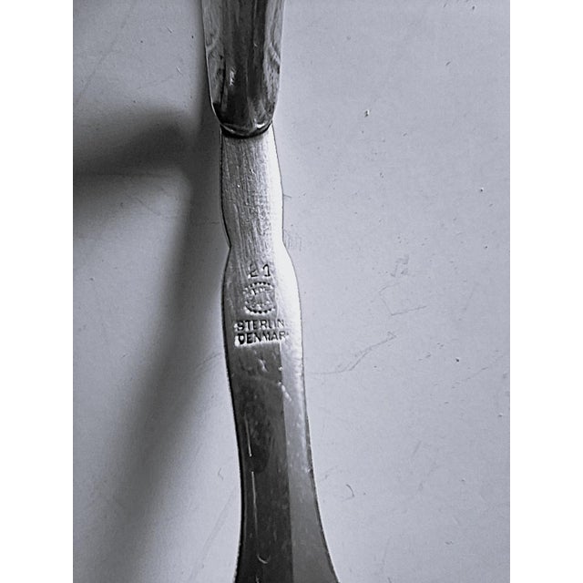 Metal Mid 20th Century Georg Jensen Sterling Silver 4.25" #21 Pea in Pod Jam Tea Caddy Spoon - No Mono For Sale - Image 7 of 7