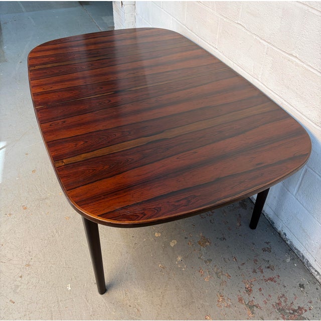 Mid 20th Century Iconic Danish Mid-Century Modern Rosewood Dining Set With 8 High-Back Chairs For Sale In New York - Image 6 of 18