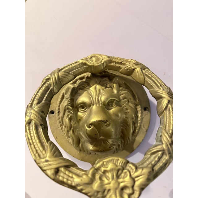 1950s Large 8" Vintage Hollywood Regency Solid Cast Brass Lion Door Knocker – 5 + Pounds For Sale - Image 5 of 12