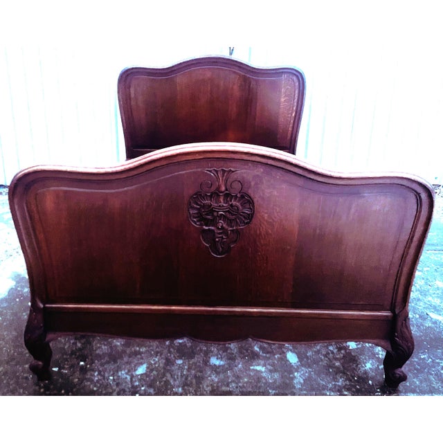 Antique French Bed Rocaille in Oak, 1900s For Sale - Image 3 of 14