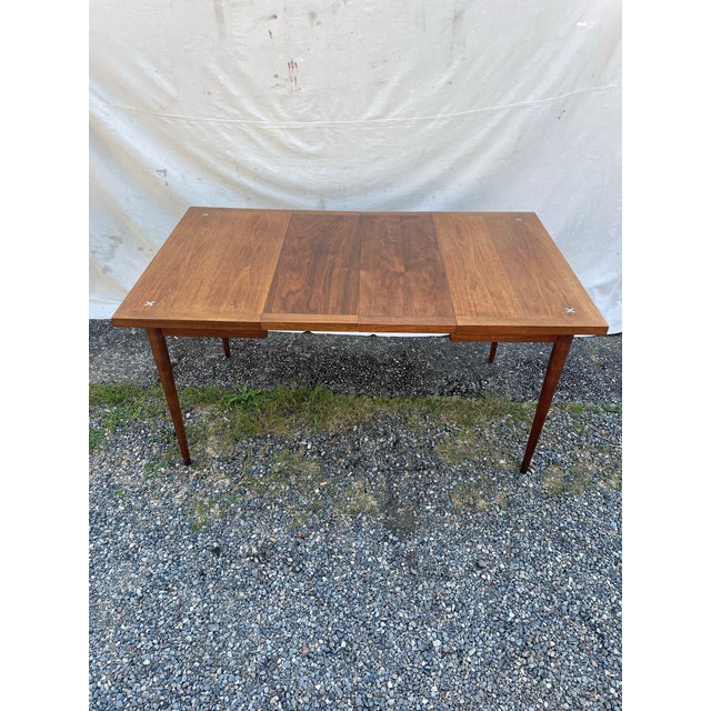 Mid-Century Modern Attributed to Merton Gershun for American of Martinsville Walnut Dining Table For Sale In Seattle - Image 6 of 12
