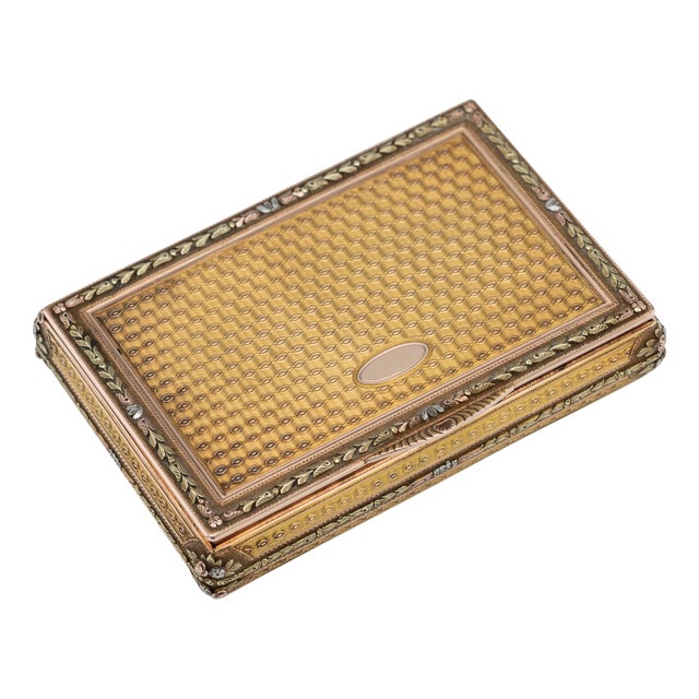 Antique German 3-Colour Gold Snuff Box, Hanau, 1850s For Sale