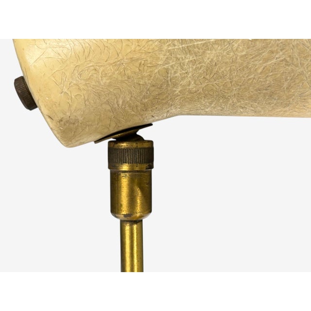 American Modern, Table Lamp, Fiberglass, Brass, Usa, 1960s For Sale In New York - Image 6 of 9
