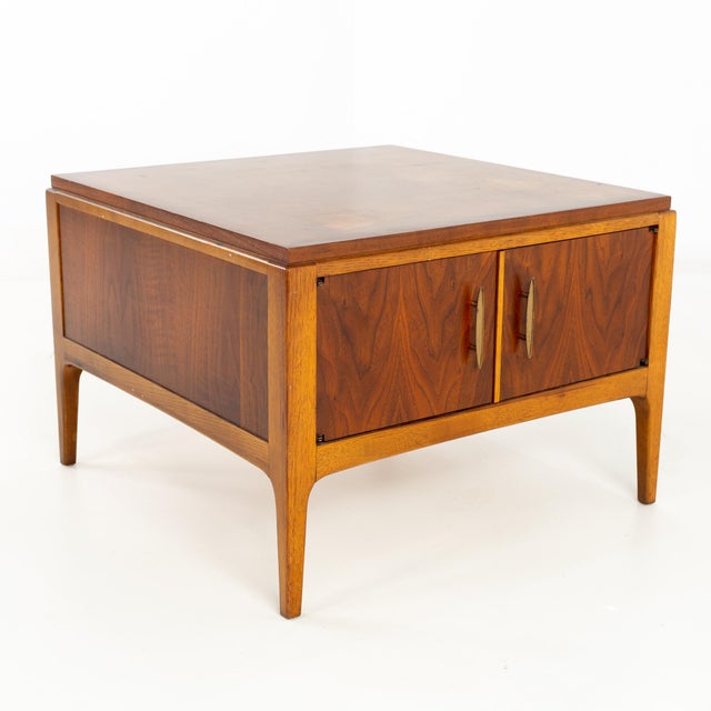 Wood Paul McCobb Style Lane Rhythm Mid Century Walnut Nightstand Side End Table For Sale - Image 7 of 7