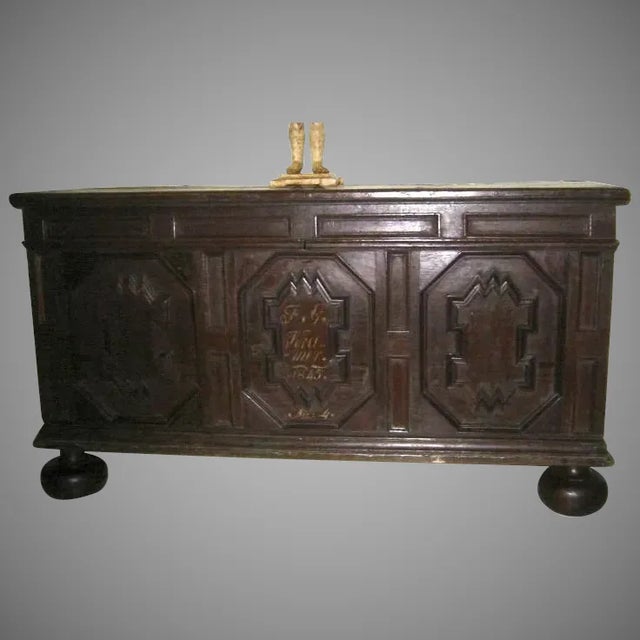 Description: C 25 European painted chest. Completely constructed with pegs, no nails no glue. Paneled front with ownerʼs...