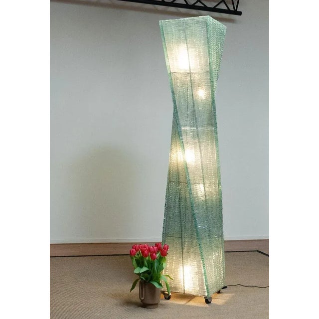Brutalist Large Belgian Brutalist Hand-Tied Glass Floor Lamp in the style of Pia Manu, 1970s For Sale - Image 3 of 8