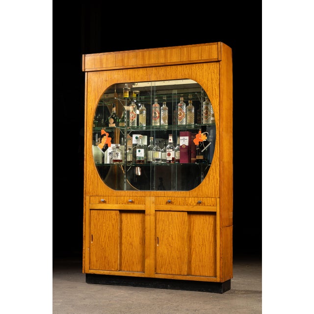 1930s 1930s Massive Art Deco Mirrored Display Cabinet For Sale - Image 5 of 11