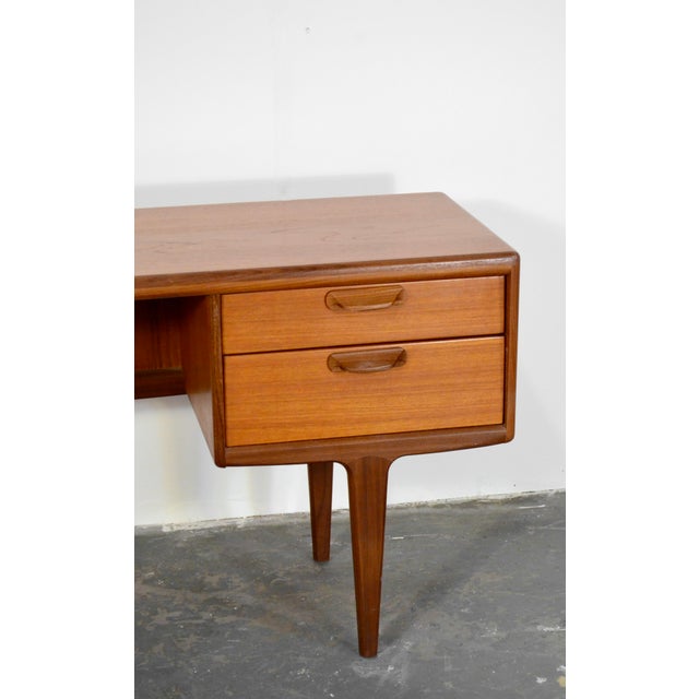 Mid-Century Modern Teak Desk attributed to John Herbert for A. Younger Ltd., 1960s For Sale - Image 3 of 11