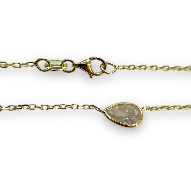 Radiant 14k Yellow Gold 0.73ct Pear Natural Diamond Bezeled Necklace For Sale - Image 4 of 6