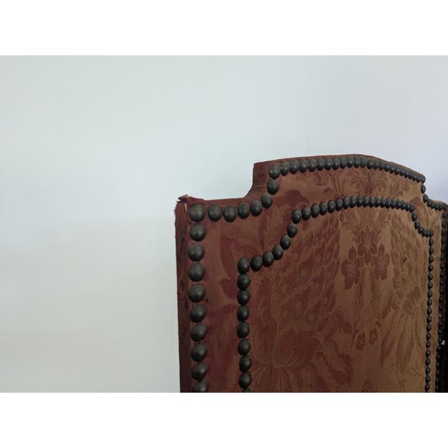 Four-Panel Screen in Red Silk with Brass Nails For Sale - Image 3 of 6