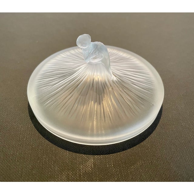 French René Lalique Ballerina Powder Box For Sale - Image 3 of 10