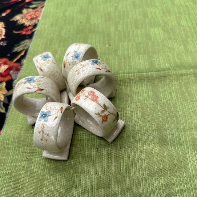 1970s 1970s Collection of Ceramic Floral Japanese's Napkin Rings- Set of 6 For Sale - Image 5 of 6
