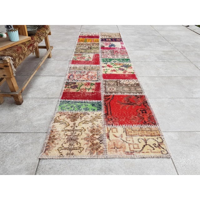 Off-white Mid 20th Century Anatolian Handknotted Wool Runner For Sale - Image 8 of 10