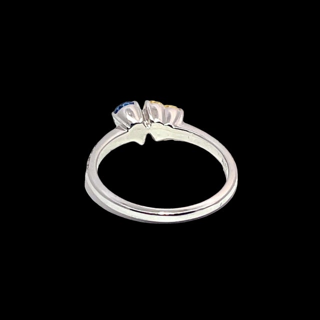 Metal 18k White Gold Heart and Pear Shape Diamond Ring, Size 6.75 For Sale - Image 7 of 10