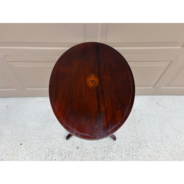 1938 American Museum Collection Federal Mahogany Tilt-Top Table With Eagle Inlay For Sale - Image 9 of 17