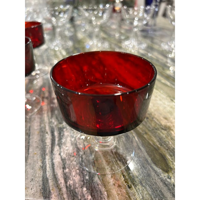 1970s Set of 4 Cristal D’arque French Made Deep Red Champagne Coupes and Dessert Glasses For Sale - Image 12 of 12