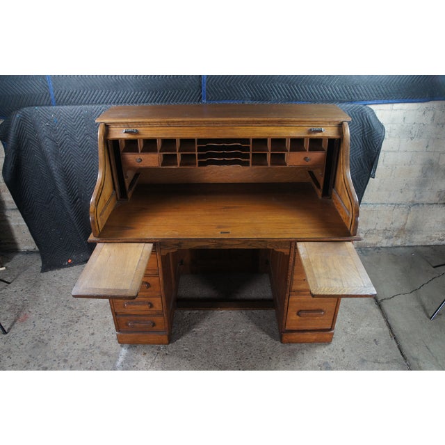 Wood Antique Quartersawn Oak Tambour Roll Top Kneehole Secretary Bankers Writing Desk For Sale - Image 7 of 17