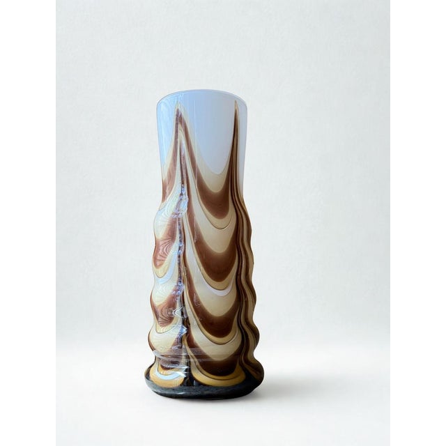 Brown Mid-Century Modern Italian Brown and White Swirl Pulled Feather Murano Glass Vase by Carlo Moretti, 1970s For Sale - Image 8 of 8