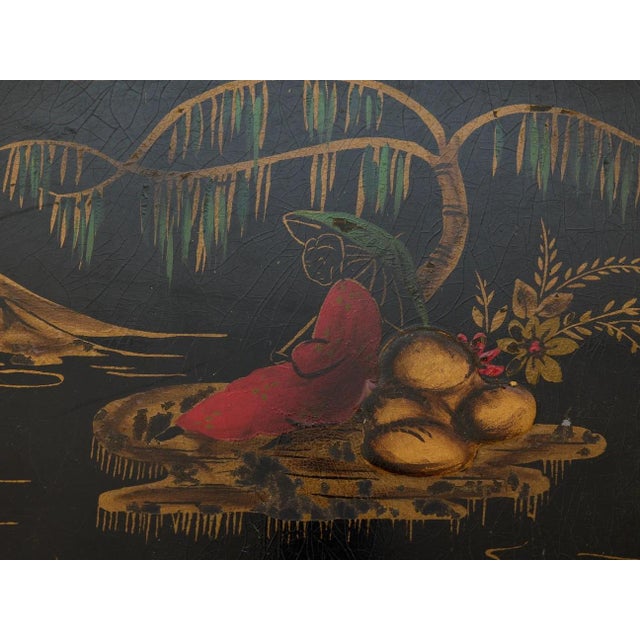 Vintage Chinoiserie Black Lacquer Side Table With Hand-Painted Asian Scene For Sale In Los Angeles - Image 6 of 10