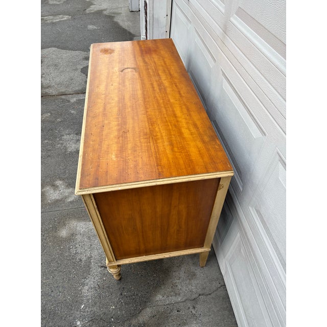 Wood Vintage French Provincial Dresser | Walnut Veneer Chest of Drawers | Louis XV Style Cream & Wood Bedroom Furniture | Mid Century Dresser For Sale - Image 7 of 12