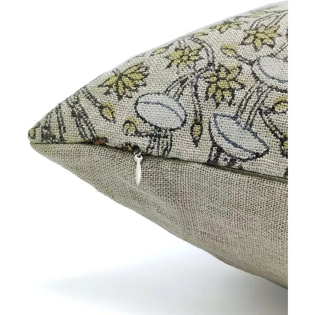 Fabdivine Vintage-Inspired Handcrafted Cushion Cover 20x20 Inch -Pista For Sale - Image 4 of 6