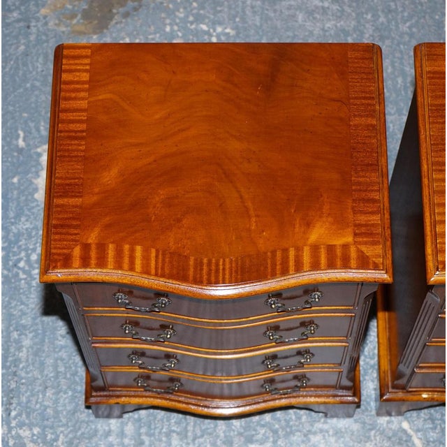 Georgian Style Serpentine Nightstands with Drawers, Set of 2 For Sale - Image 11 of 18
