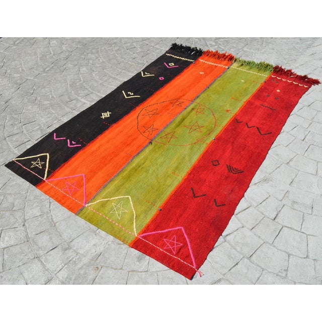 Red Vintage Turkish Rug Hand Woven Tribal Kilim Tapestry Area Rug Wall Decor - 4′2″ × 6′4″ For Sale - Image 8 of 13