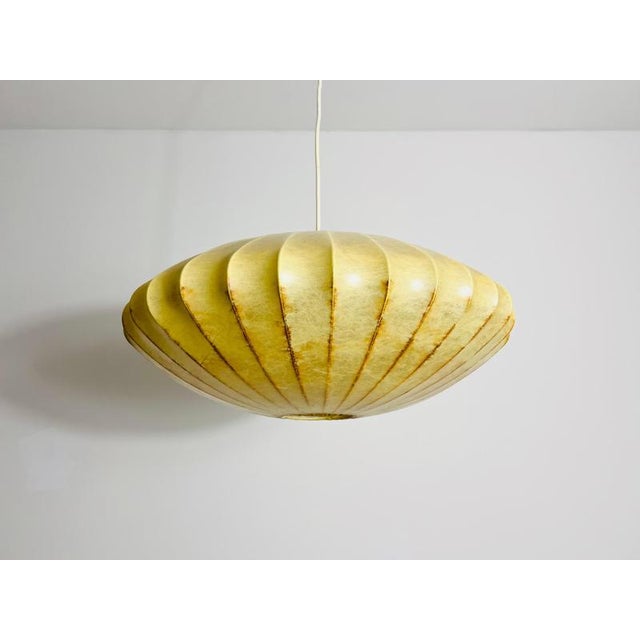 Mid-Century Modern Saucer Cocoon Pendant Lamp, 1960s For Sale - Image 3 of 15