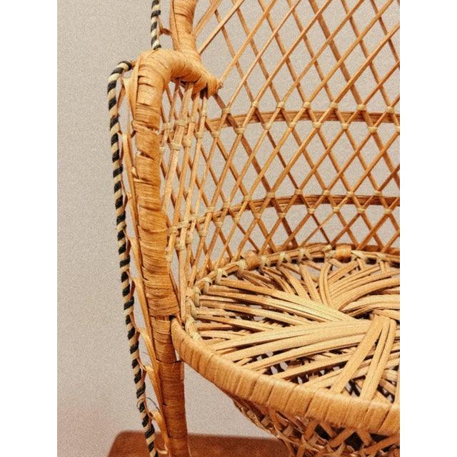 This piece is a celebration of Italian artisanal design, where functionality meets bohemian aesthetics. The woven natural...