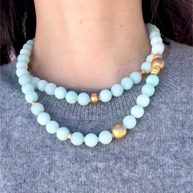 Mint Green Chalcedony Necklace For Sale - Image 10 of 10
