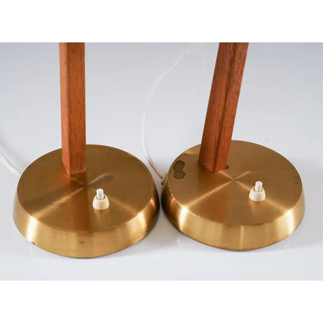 Gold Mid-Century Scandinavian Table Lamp in Brass & Oak from Falkenbergs For Sale - Image 8 of 13