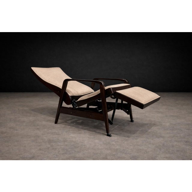 Tan Reclining Sun Chaise Lounge in Hardwood and Ultrasuede by Walter Gerdau, Brazil, 1940s - Lot 82A For Sale - Image 8 of 15