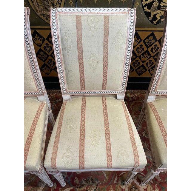 Artist: None Period: 20th century Style: Louis 16th, Directory Condition: Needs to be restored Material: Painted wood...