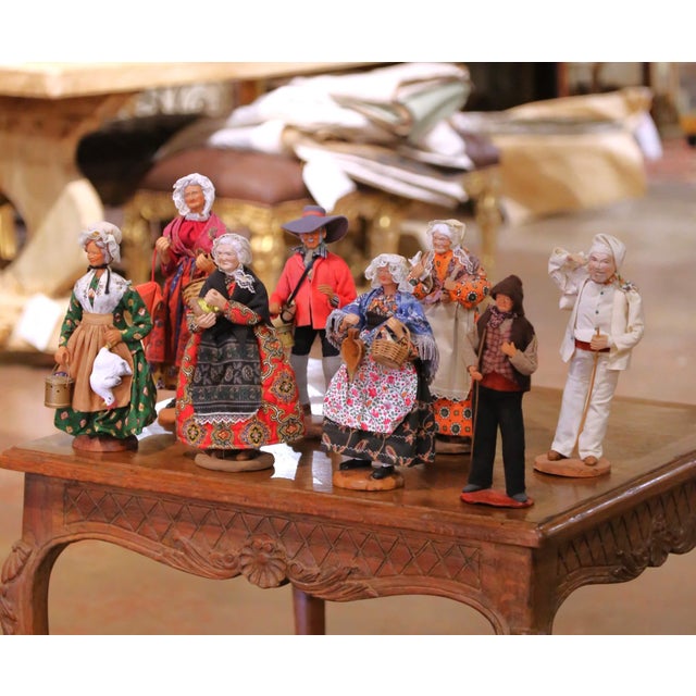 Mid 20th Century Set of Eight Mid-Century French Santons From Provence For Sale - Image 5 of 18