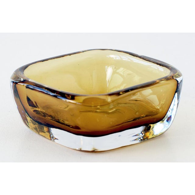 Tan Swedish Bowl by Vicke Lindstrand for Kosta, 1950s For Sale - Image 8 of 9