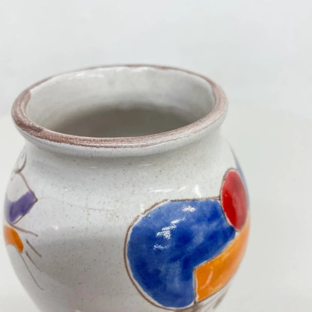 1960s Giovanni DeSimone Italian Colorful Hand-Painted Ceramic Pottery Vase Italy For Sale - Image 9 of 10