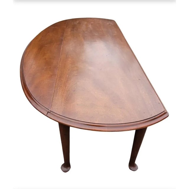 1970s Morganton Tidewater Collection Large Oval Mahogany Dropleaf Cocktail Table For Sale - Image 5 of 11