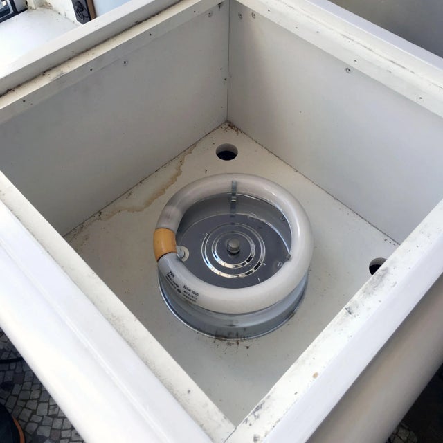 Vintage Plexiglass Display Case For Sale In San Francisco - Image 6 of 8