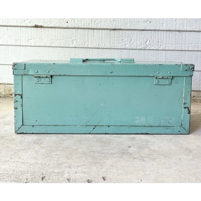 Metal 1950s Vintage Large & Heavy Teal Turquoise Green-Blue Metal Tool Chest Décor For Sale - Image 7 of 12