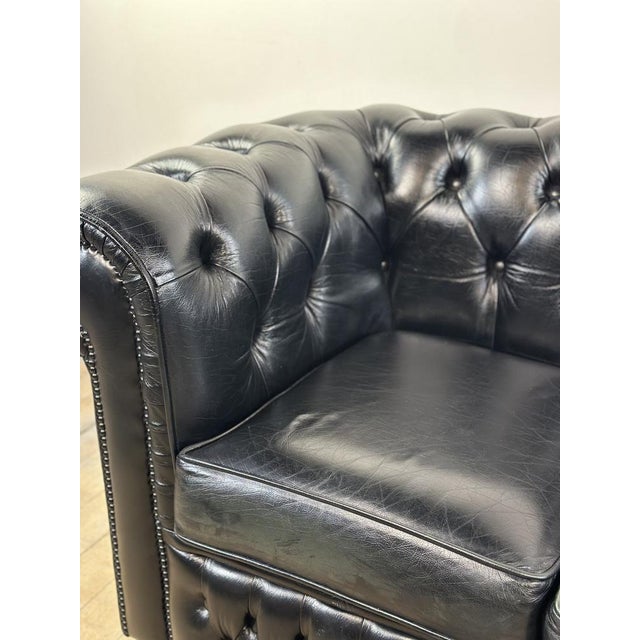 1980s Vintage Chesterfield Sofa in Black Leather, 1980s For Sale - Image 5 of 13