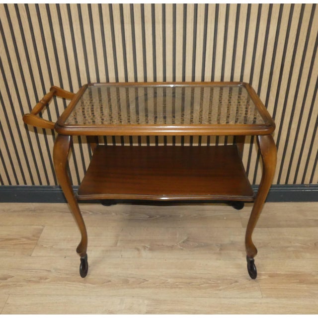 Baroque Chippendale Style Serving Bar Cart in Wicker and Glass, 1960s For Sale - Image 3 of 10
